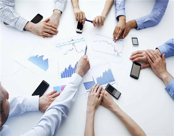 上海嘉定注冊公司后備案，是選一般納稅人還是小規(guī)模納稅人